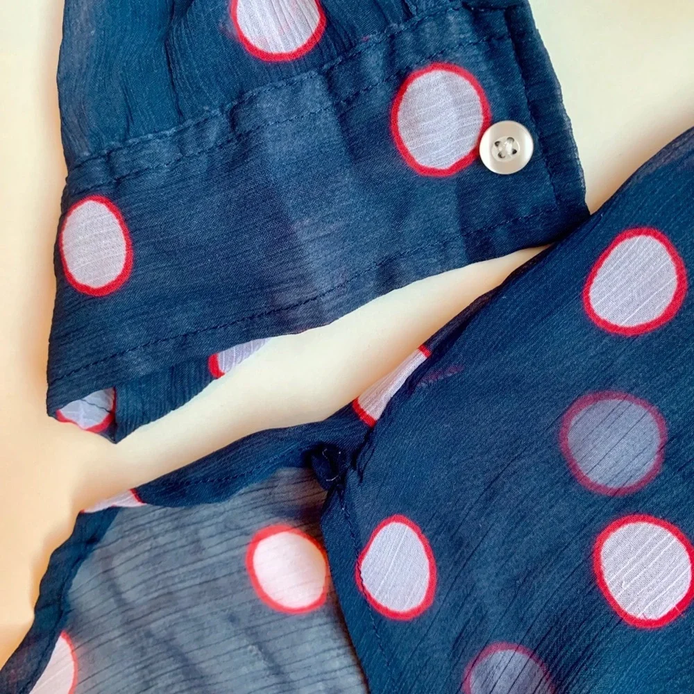 Hollister navy blue white dots knot shirt Small - Picture 7 of 8